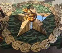 Звезда вечного огня - лавровый венок на заказ в Челябинске