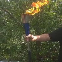 Факел на праздник Сахалин (197156) производство жидкость факелы ø 135 мм. ветроустойчивая  в Челябинске