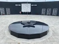 Звезда чугун (518248) производство комплект горелка ГВД 379 10 89 00 ПС вечный огонь ø 1100 мм. монолит - литье  в Челябинске