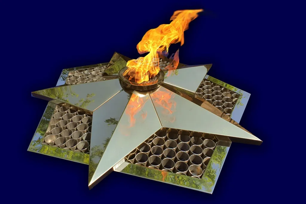 Вечный огонь звезда с газовой в Челябинске 